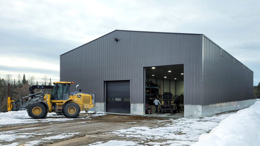 sequoia-blue-sky-platinum-dragon-vert-biomasse-feu-chaleur-chauffage-chaudiere-fournaise-garage-usine-sechoir-bois-cote-jasmin-scierie-ferland-ayers-cliff-subvention-quebec-0003
